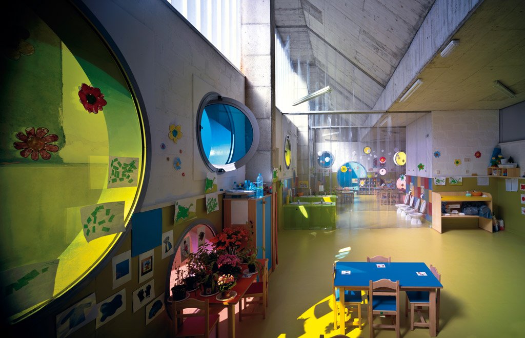 Gracias a las cortinas, los aseos se convierten en un espacio de reunión cómodo, seguro y fácil de limpiar. Episodio #7 #podcast 'Una #Guardería Para Leo''#EscuelInfantil Vélez Rubio <a href="/losdeldesierto/">LosdelDesierto[elap]</a> #GPLpod mtr.cool/uatfwnf #maternidad #arquitectura #diseño