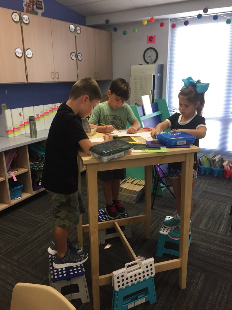lindseybjames's tweet photo. We love this flexible seating spot! #pullenpride #firstiesbettertogether https://t.co/KhnHeiwXrU