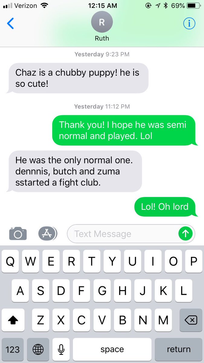 kitkat112789's tweet photo. So while I was at the concert, Chaz was being normal. This is the best message to get. Also super happy everyone liked him. #Chaz #RaiserProblems https://t.co/DsvMZa29DA