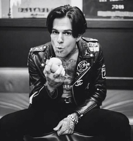 HAPPY BIRTHDAY JESSE JAMES RUTHERFORD I LOVE YOU VERY MUCH!! 