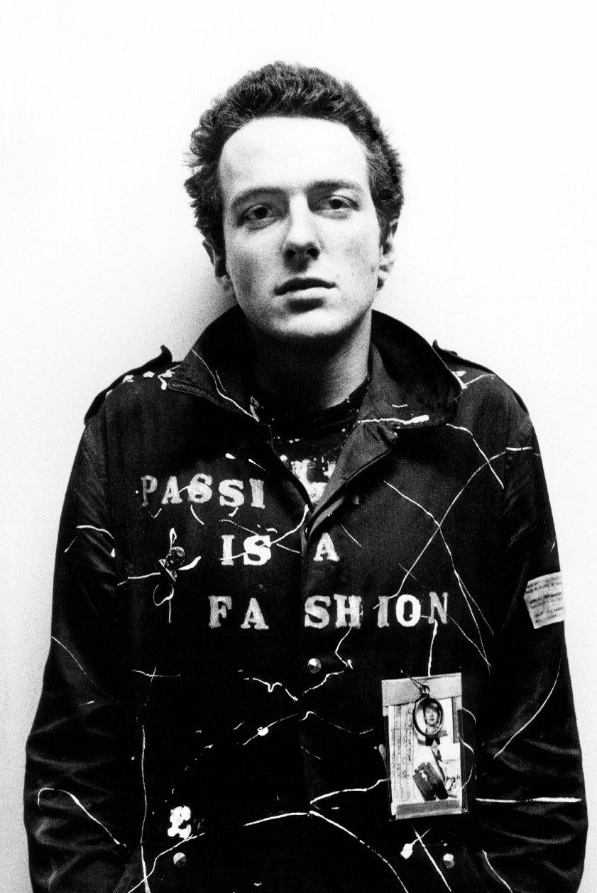 Happy birthday to the man!!
The late great Joe Strummer 