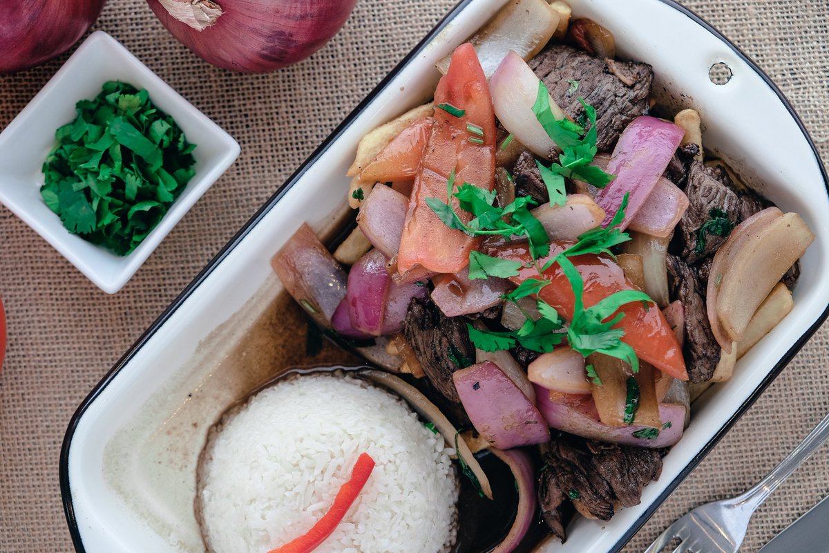 Nuestro Lomo Saltado siempre es una buena opción😋😍