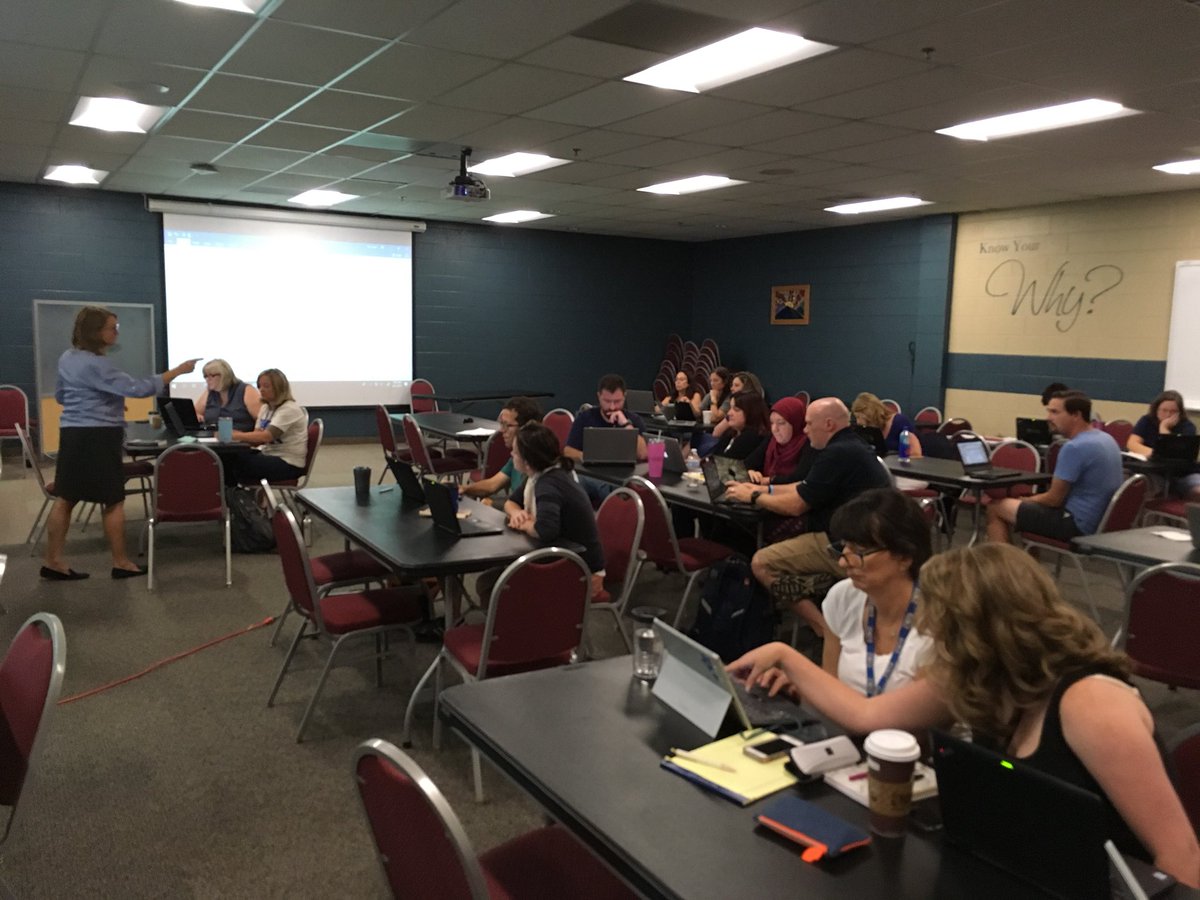 EGrant_birch219's tweet photo. Amazing @BuncombeSchools #ela teachers digging into @studysync with @DRMLDavidson https://t.co/GMiiD3e4xy