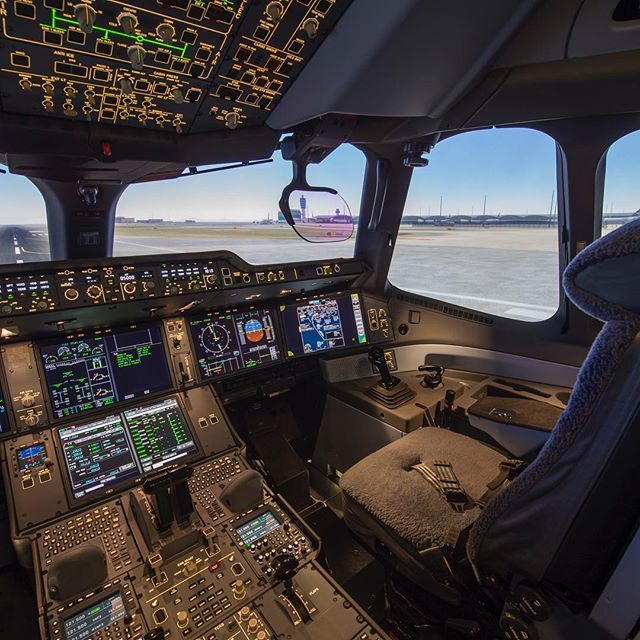 A350-900
.
.
#a350 #cathaypacific ift.tt/2N4YJoO