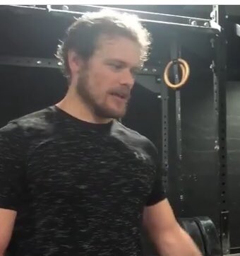 WiseIsBeautiful's tweet photo. I totally approve of this ‘new’ bachelor-ish, gym-ish #SamHeughan, slowly transforming a neat spy-look into a somewhat wild, rough, “caveman” style. 🔥
#TheSpyTurnedWild
#HardWorkToSuccess
#KingOfAchievement https://t.co/gM1rBZr8hI