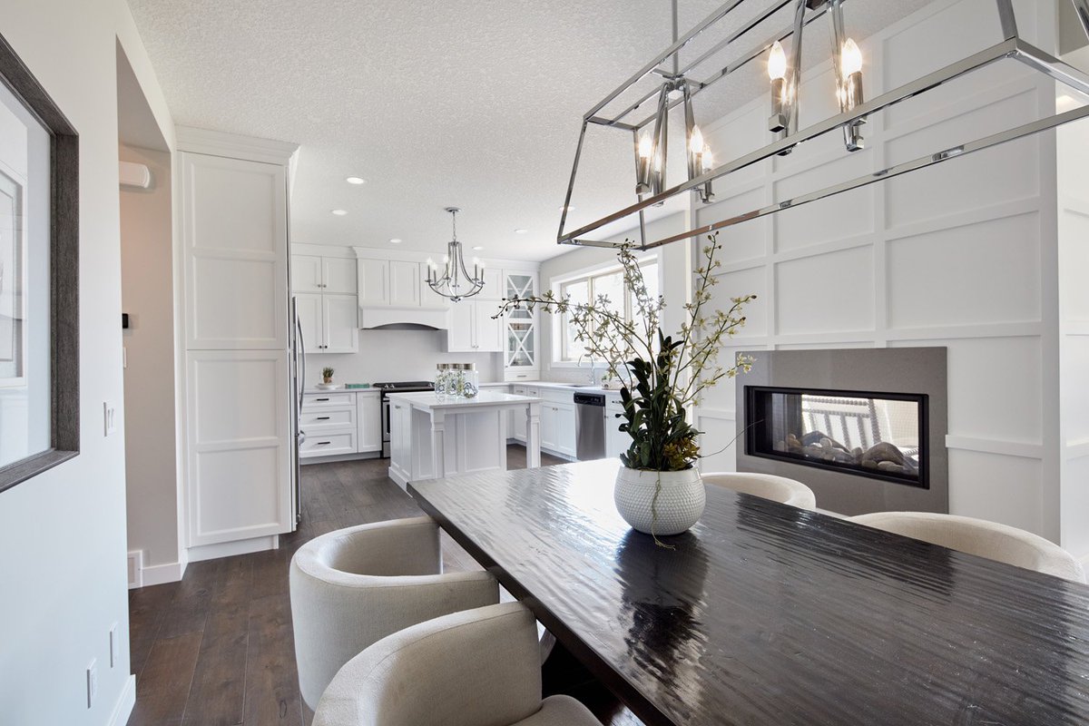 Move-in Ready home in #ShawneePark 
MIRO 2 
2,164 SQ FT
3 Bed | 2.5 Bath
347 SHAWNEE BLVD SW
#yycre #yycrealtor #yychomes #yyc 
Learn more | bit.ly/miro2