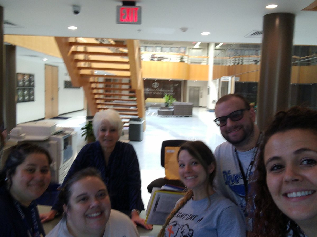 KLCamlin's tweet photo. @Lesli_Horton #DZAWorldofLearning https://t.co/t0zEVDR3oC