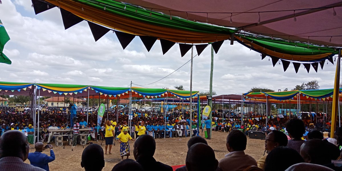 fnoluga's tweet photo. Mama Ngilu has given us the much awaited 'signal from mama' by employing 35 doctors and 267 nurses ahead of the launch of the Kitui County Universal Health Coverage at Katulani Hospital today.
That's what I'm here. Thank you Mama Kitui. @kmpdu
@KenyaGovernors @MOH_Kenya https://t.co/bVffqJrmHZ