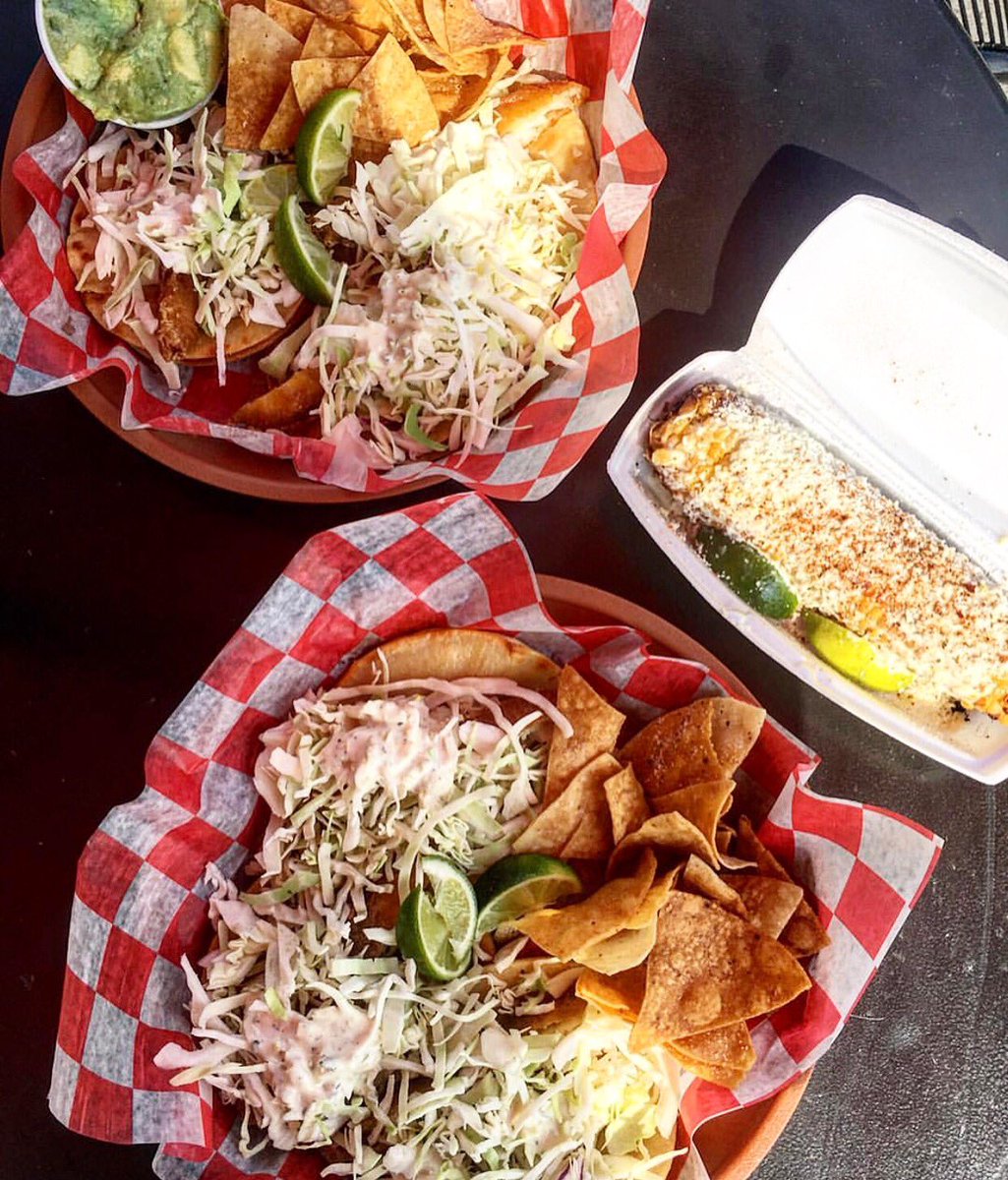 AlleyTaco's tweet photo. If it looks like #tacotuesday and smells like #tacotuesday it must be TACO TUESDAY #alleytaco #tacoseverydamnday 🌮🌮🌮 (📸: @brofoodiesdetroit) https://t.co/l8FOODxwA6