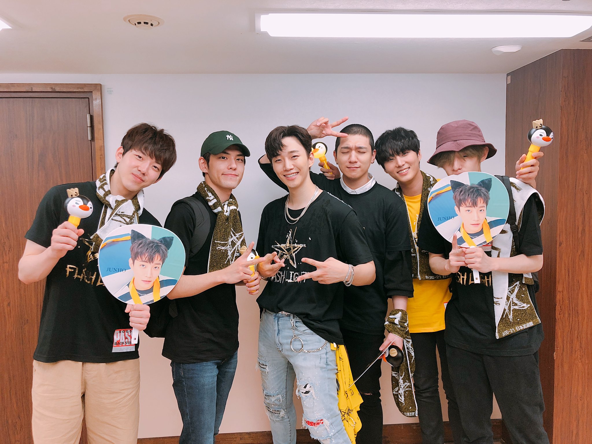 鏡,芳香剤　2PMジュノ、テテ 2PM Japan Official on X: 
