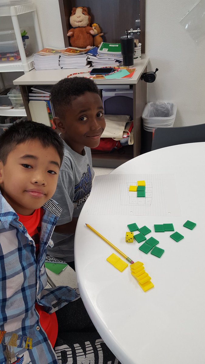 carolyndannis's tweet photo. Math fun in Ms. Dannis room.   #mathwipeout  #churningourlearnin  #svesmatterofpride https://t.co/qSA7kRdvex