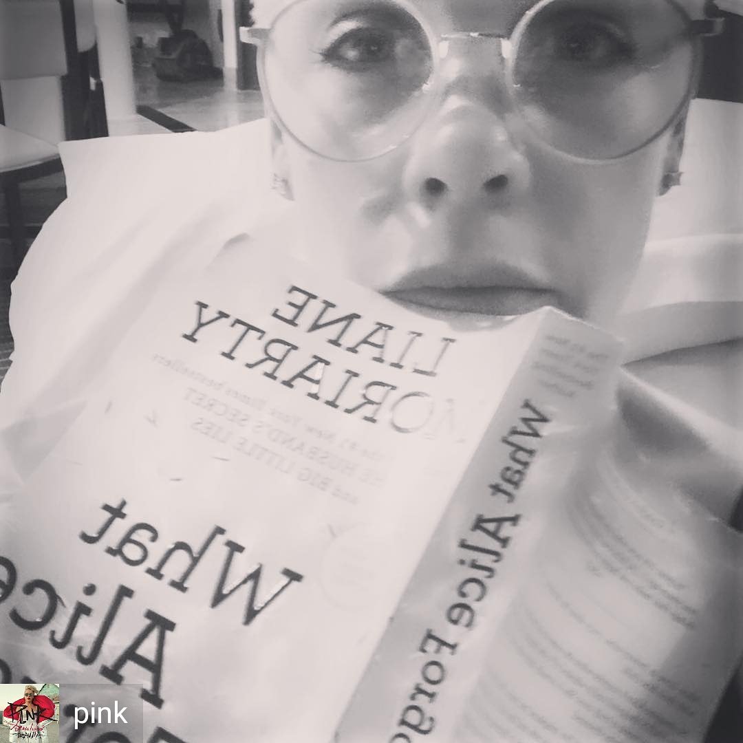 PinkEuropeans's tweet photo. #Repost @pink - This is how I afterparty #myvisionisclear #brisbane #spectacles https://t.co/reRxmrPJY1