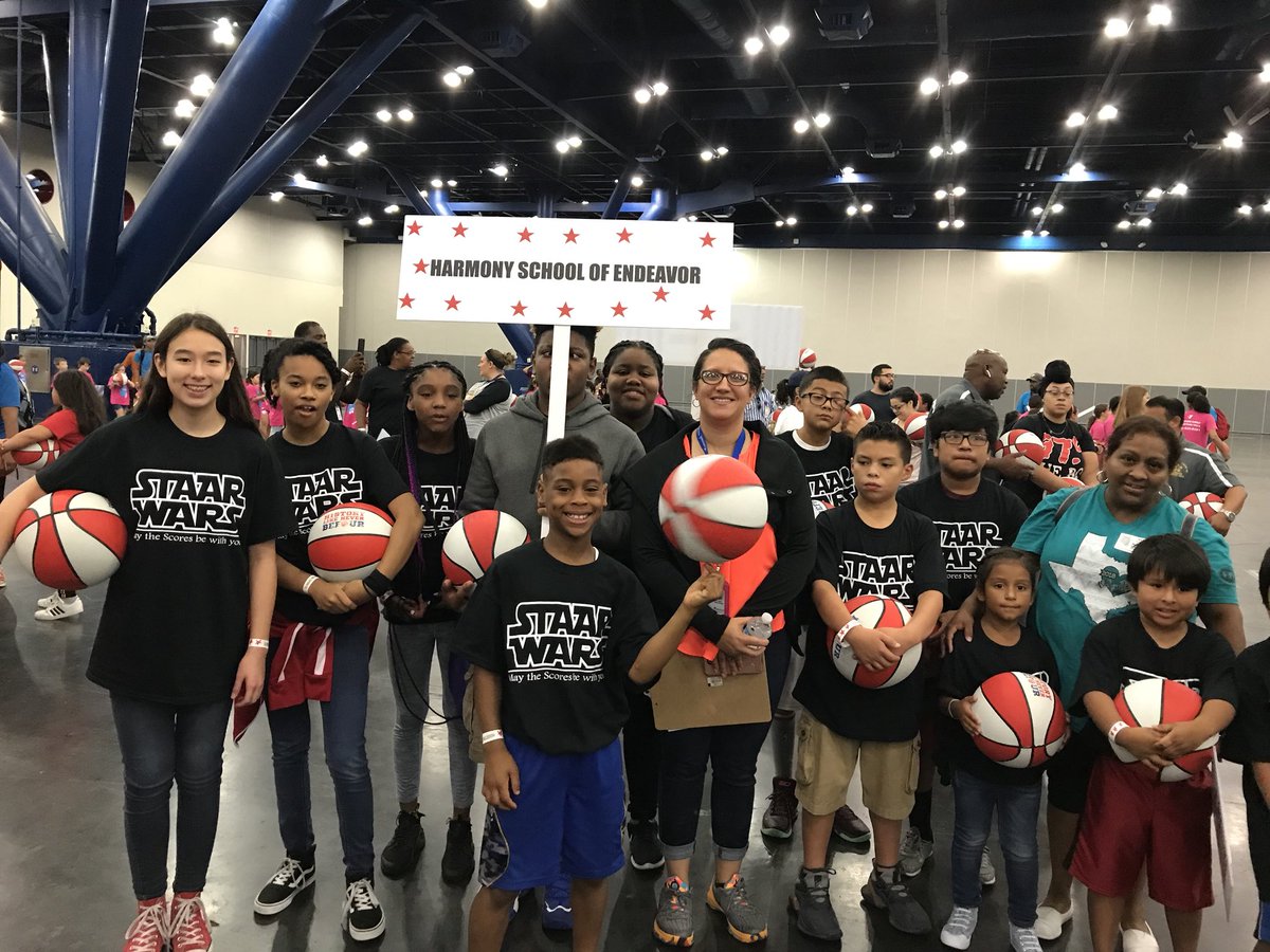 hpshoustonnorth's tweet photo. @hpsendeavor Dribbling  to bring the NCAA Woman’s Final Four to Houston @WFinalFour @HarmonyEdu https://t.co/vR4PoYJj2L