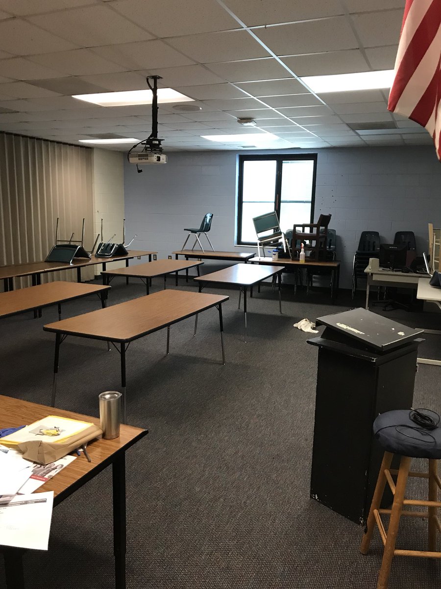 MrYaman8's tweet photo. Tomorrow students come-ALMOST ready!!!! https://t.co/fVNU3kJbVj