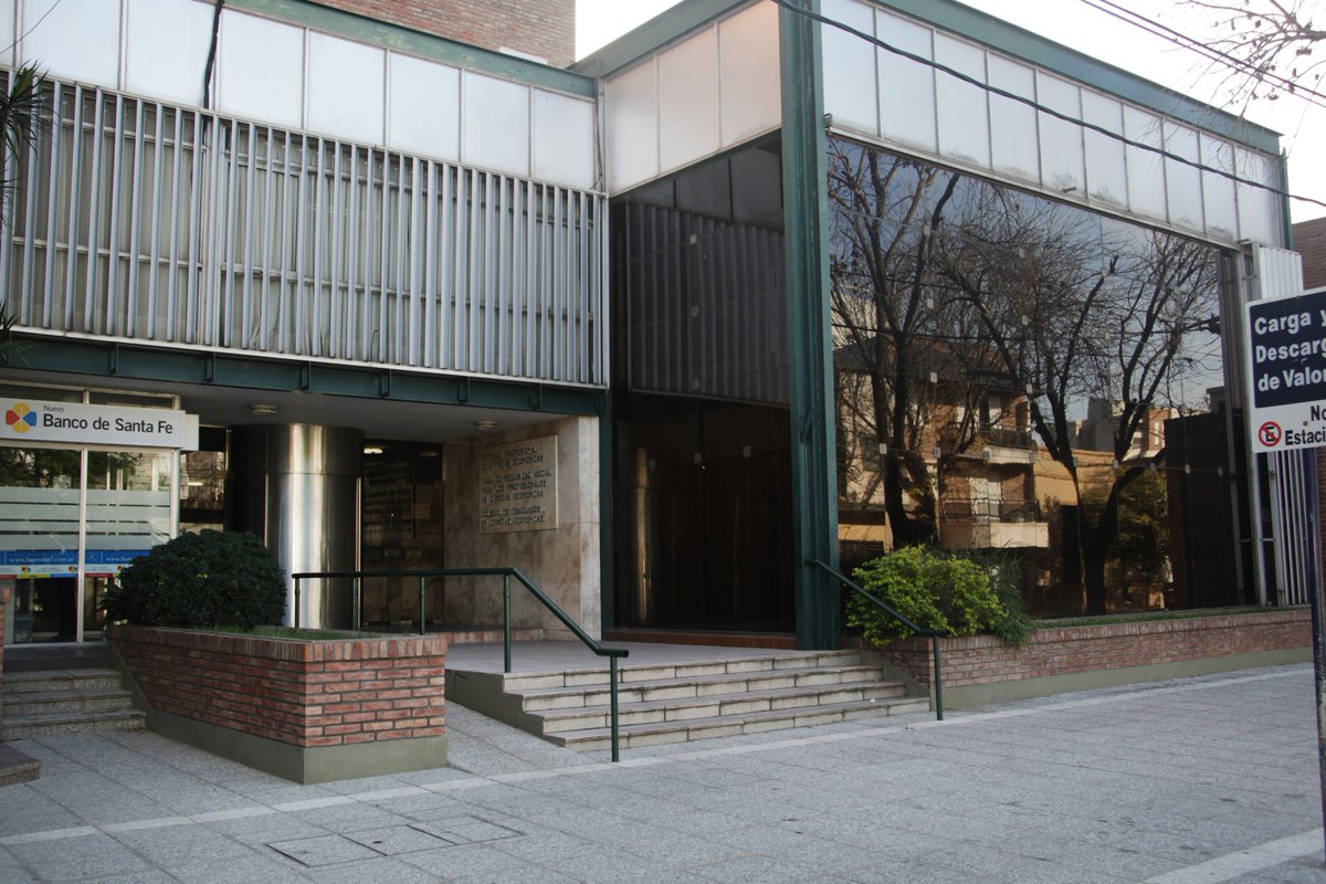 CGCE_SFE's tweet photo. Hacemos llegar un cordial saludo al Consejo Profesional de Ciencias Económicas de la Provincia de Santa Fe con motivo de cumplir hoy 21 de Agosto su 70 aniversario, exhortándolos a permanecer, hoy mas que nunca, en la constante jerarquización de nuestra Profesión. @CPCESANTAFE https://t.co/5jEPZ0Dxbs