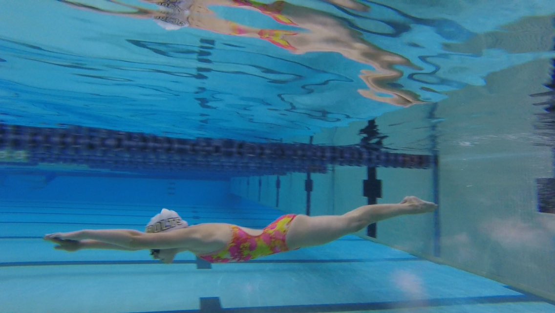 boltsswim's tweet photo. ⬇️   💧   📹

#techtuesday #instantreplay #gopro #photofinish #underwaterview #newprespectives #Bawesome https://t.co/Z2tyxDhGfl
