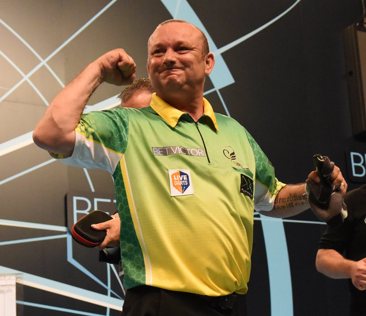 livedarts's tweet photo. 🎯 WIN A SIGNED WEBSTER SHIRT 🎯

RT this and follow @livedarts for your chance to win a signed shirt from our man @DEMOLITION180!

We are sponsoring the @PDCFishingChamp and Darren will be there to personalise the shirt for one lucky fan 👍 https://t.co/MJKBpepbMn