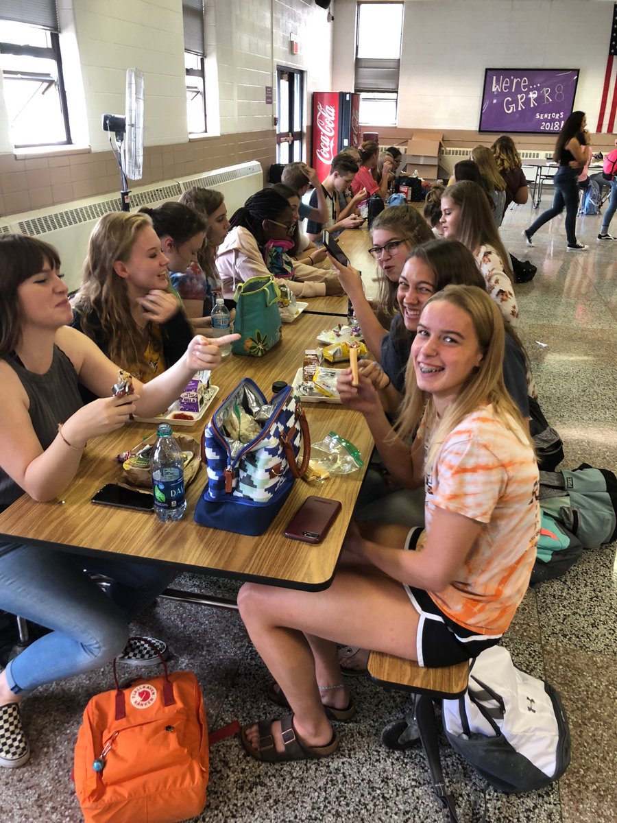 dukesduchesses's tweet image. #FirstLunch