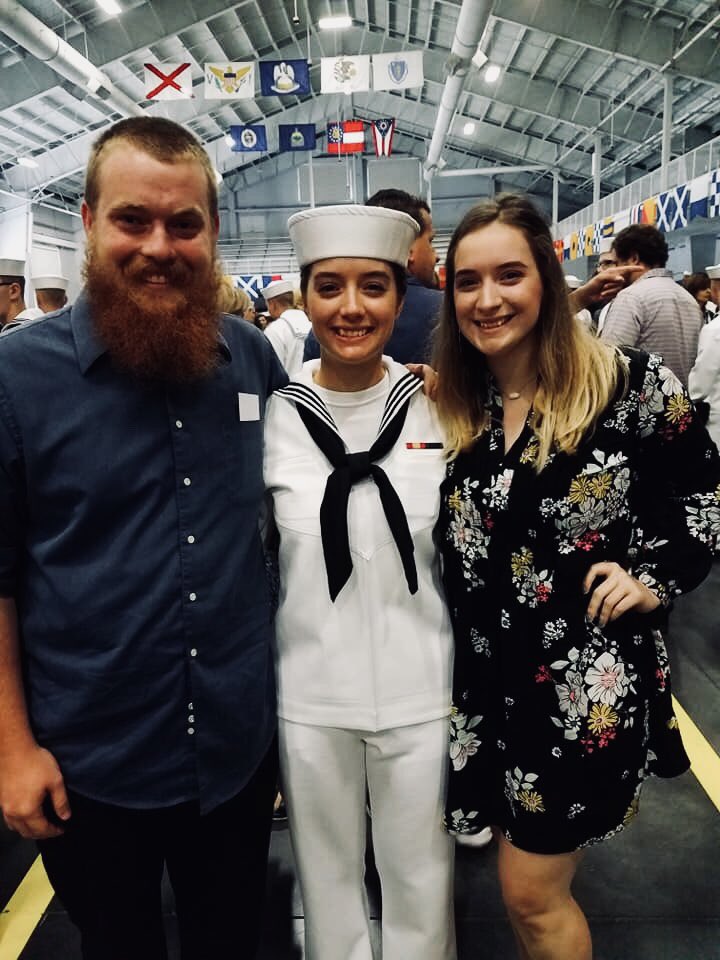 emtuck_08's tweet photo. After 8 very long weeks Im proud to say Im officially a sailor.🇺🇸 #USN https://t.co/bfDHsyaJuZ