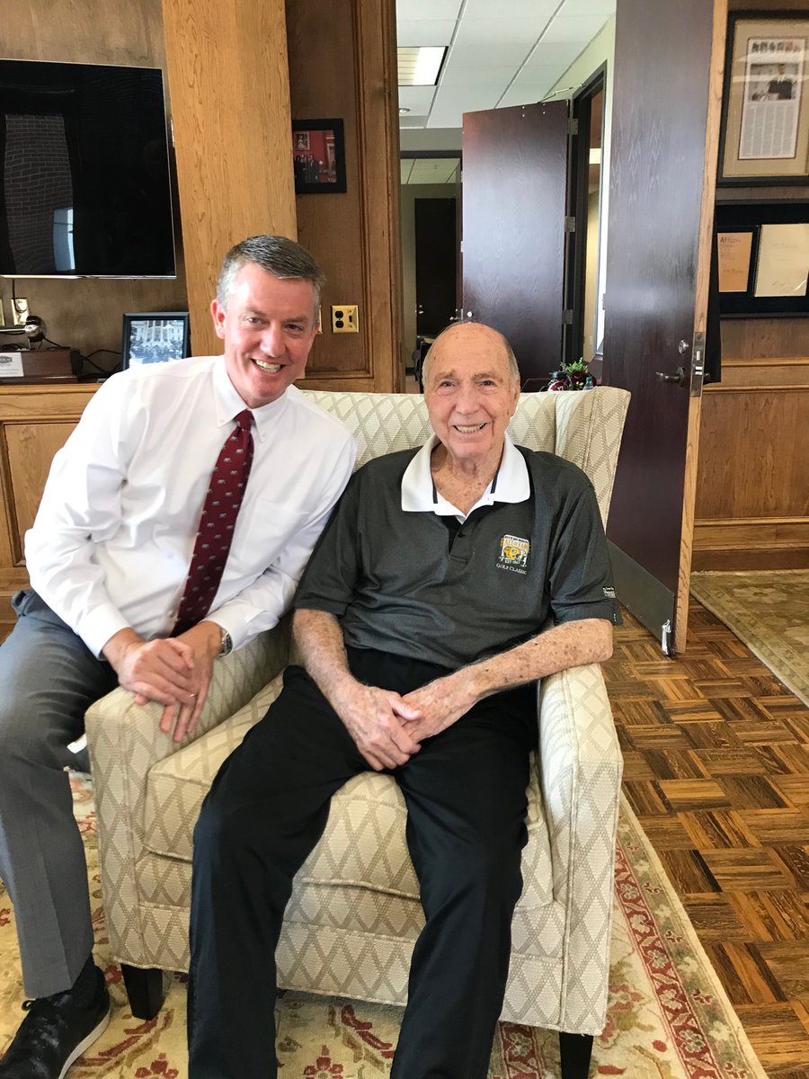 Greg_Byrne's tweet photo. It was an incredible honor to have Bart Starr come by the office today.   #AlabamaLegend #RollTide https://t.co/E2O4aTUalv