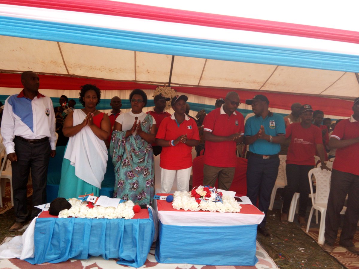 rulindo_Fpr's tweet photo. None kuwa 21/08/2018, ibikorwa byo kwamamaza abakandida Depite b'Umuryango FPR INKOTANYI n'imitwe yifatanyije @rpfinkotanyi @rulindo_Fpr  byakomereje mu Murenge wa Kisaro, aho abanyamuryango bishimira ibyiza byinshi bagezeho kubera FPR https://t.co/5i2XBPVaTG