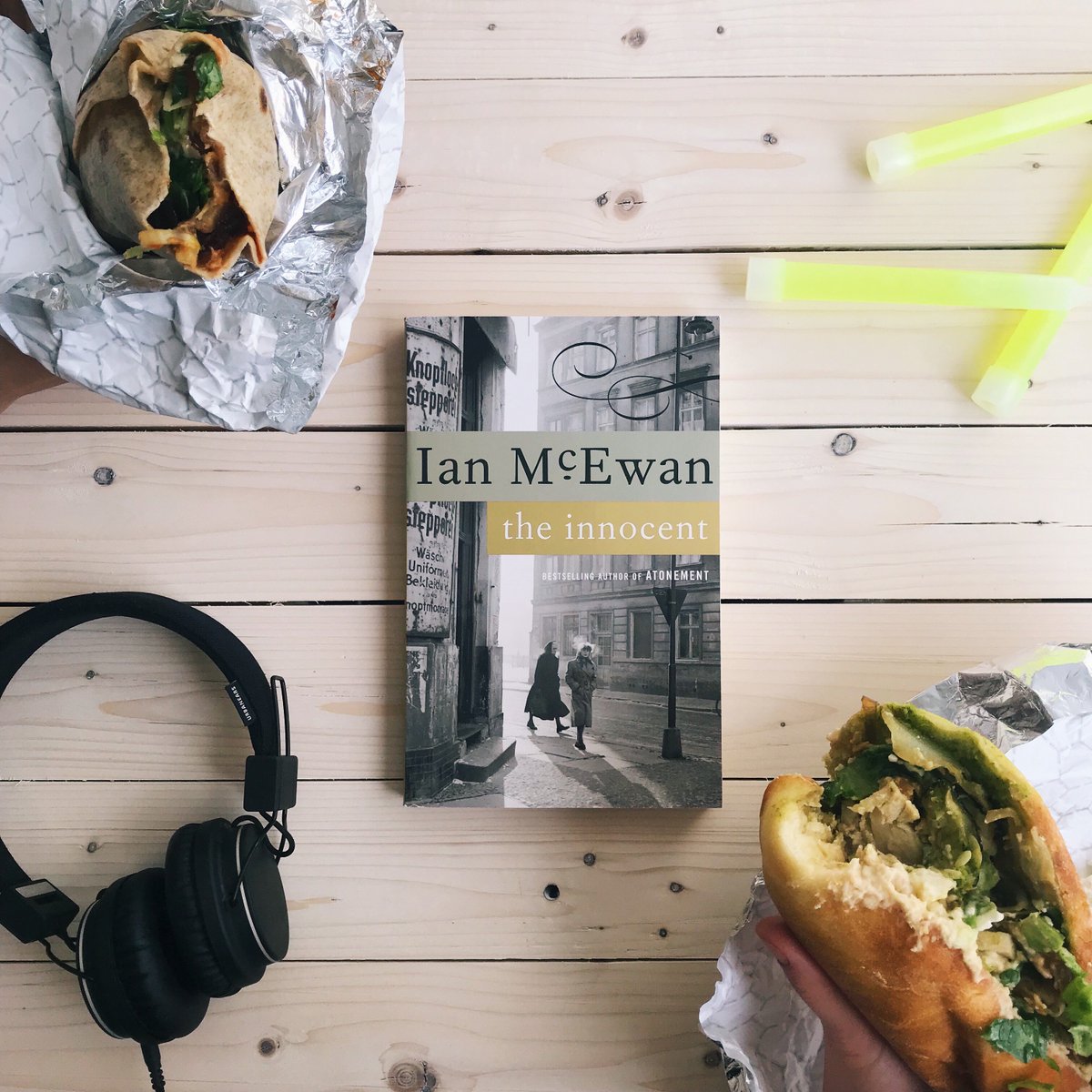 penguinrandom's tweet photo. It's been a wild night out in Berlin and now we're winding down with some delicious kebab. We brought a few novels in our carry-on to keep us awake on our next flight! Check out our book picks set in Berlin here: https://t.co/dHcPb35iRo #bookpacking #Berlin #travel https://t.co/6kDZX3533t