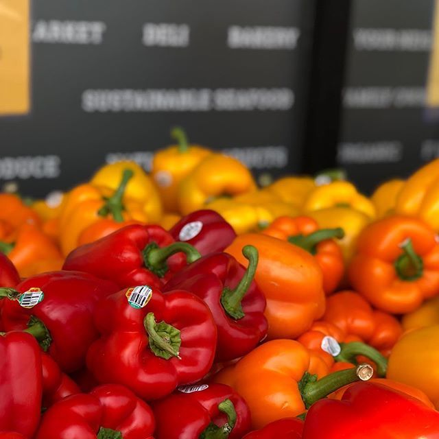 MeridianMeatsBC's tweet photo. Local peppers now available in our farm markets!! #eattherainbow #peppers #local #localproduce #bcproduce #healthy #healthyeating #vancouver #vancouverbc #tsawwassen #yvreats #northvan #yvr #poco #portcoquitlam #mapleridge #pittmeadows #langley #walnutgr… https://t.co/7roNwGkJaU https://t.co/HzDvrV3Q8i