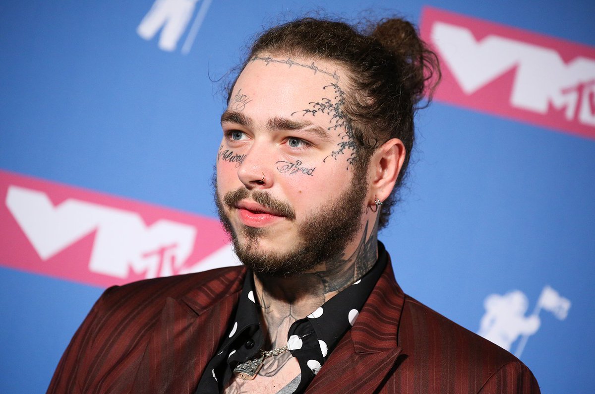 billboard's tweet image. Post Malone's plane reportedly prepares to make emergency landing after tires blow out during takeoff blbrd.cm/43MTnR