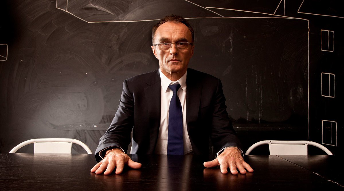 Moveeks's tweet photo. Debido a "diferencias creativas", #DannyBoyle anuncia su salida como director de #JamesBond25 #SadNote https://t.co/4PUypzE7Qr