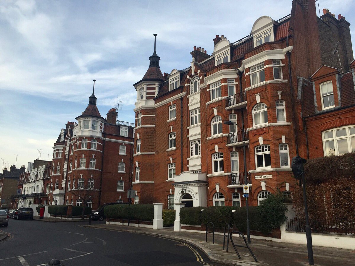 michellenworld's tweet photo. • London, United Kingdom •
#mytravelblog #michellenicole #studyabroad #londonlove #livinginlondon #livingineurope #exploretheworld #liveandtravel #travelinspo #travelwithme #europe #worldtraveler #unitedkingdom #londonuk #architecture #weekendgetaway #exploreforever #magiccity https://t.co/YWFnmG2JiZ