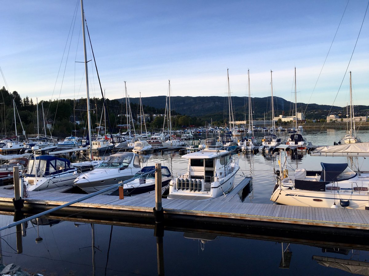 ekkeby's tweet photo. #StjørdalSmåbåthavn https://t.co/ywDjOnrAys