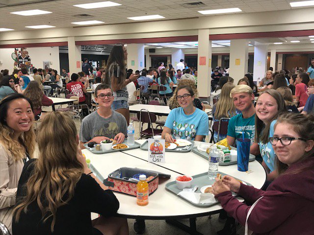 swhsmustangs's tweet image. Mustangs embrace the new &quot;Sit With Us&quot; program welcoming other students to sit with them at lunch.  #swexcellence #swhsmustangs #sitwithus