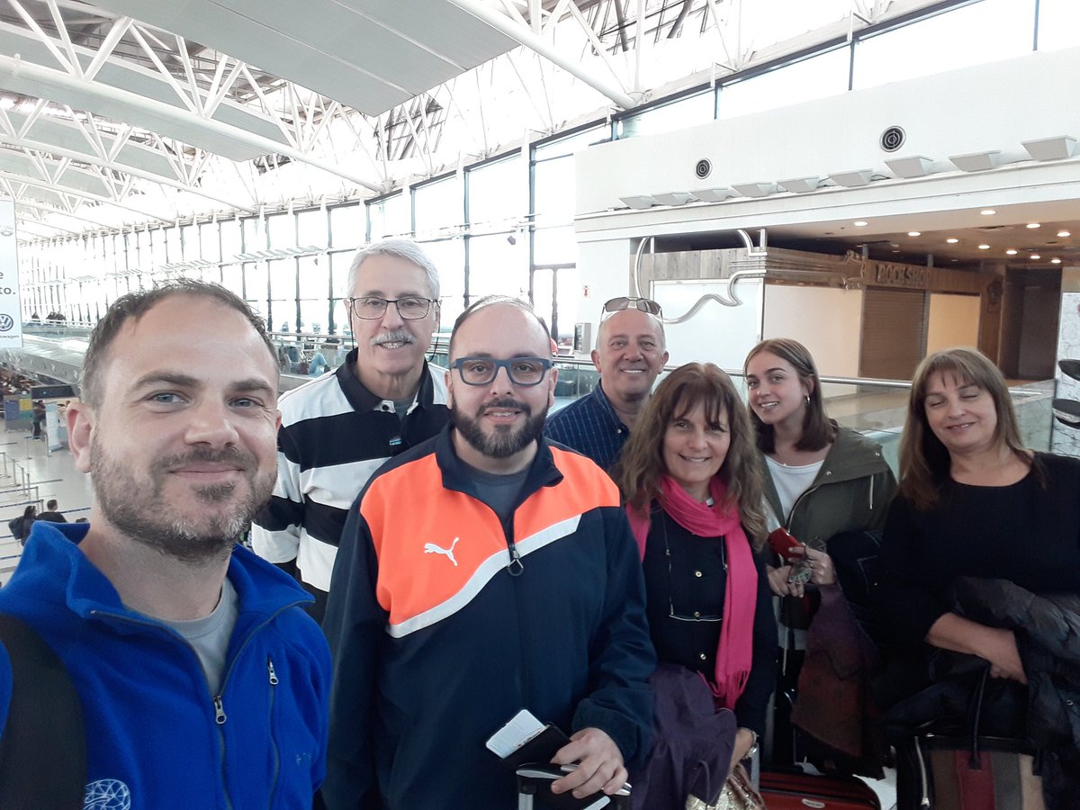 AgroActiva's tweet photo. Nos vamos a Chequia 🇨🇿. Expositores de la muestra nos acompañan a Europa. @carlosmainero @jdanielvillalon @codaindustriel #degrande #aainternacional #zemezivitelka https://t.co/8fBPuy85Lh