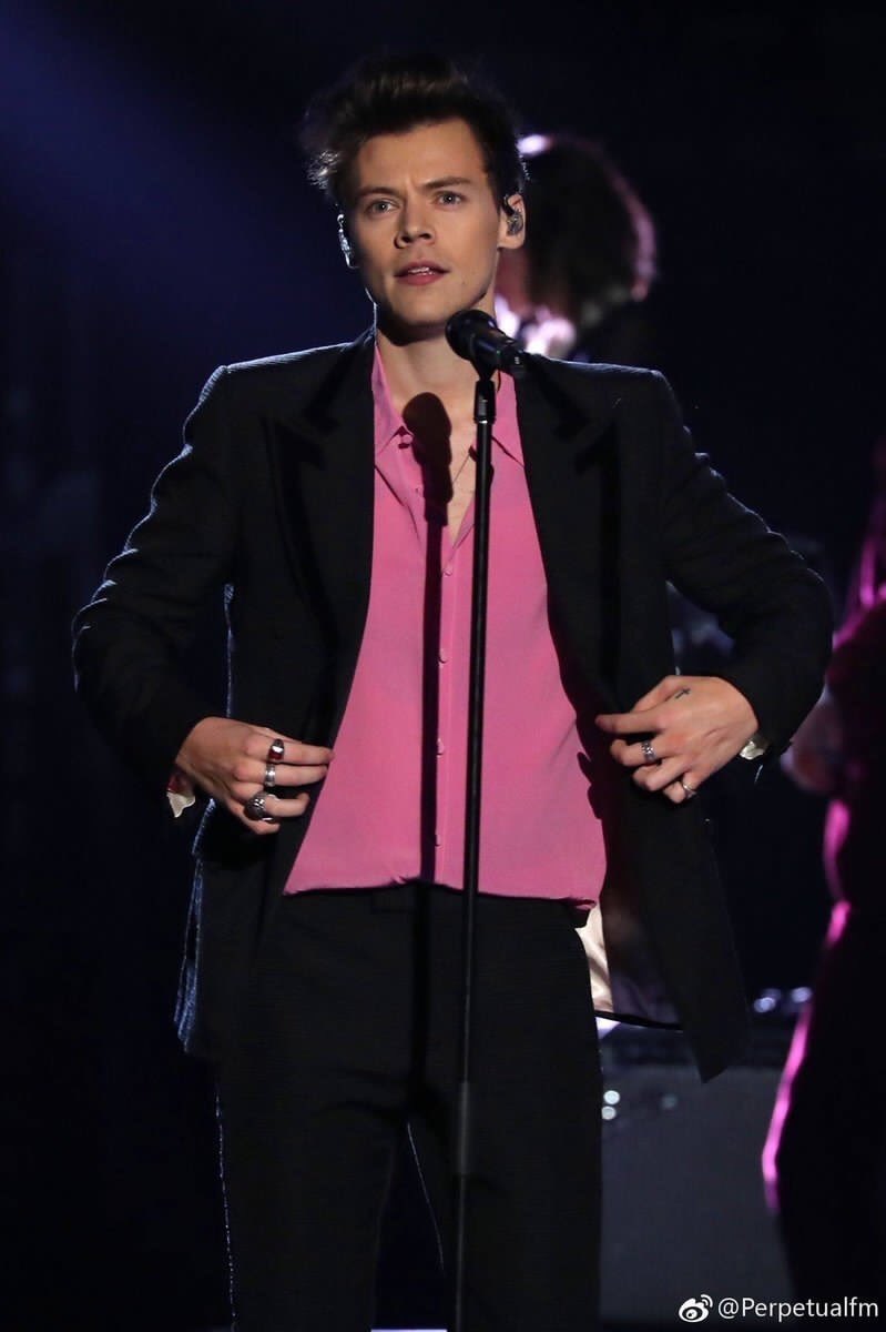 best harry pics (@tourhpics) on Twitter photo 