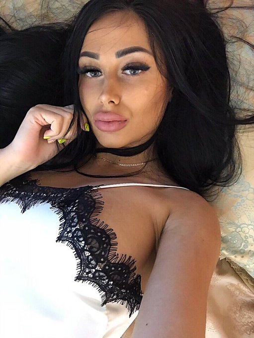 How are you guys? @chaturbate https://t.co/3CYw5EzB4T<a class="tags" href="/tag/chaturbate">@chaturbate</a><a href="/tag/chaturbate"class="tags"><span>#chaturbate</span></a><a href="/tag/chaturbatemodel"class="tags"><span>#chaturbatemodel</span></a>