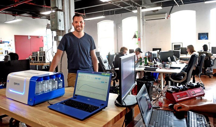 Nicoya_Life's tweet photo. Have you seen our new and improved #OpenSPR? Read our feature in this @WR_Record article highlighting how #TeamNico stays dedicated to helping researchers accelerate lifescience discoveries by extending human lives through innovation: https://t.co/2fqYNxL5KS #biotech https://t.co/9Rg2Lf3GeJ