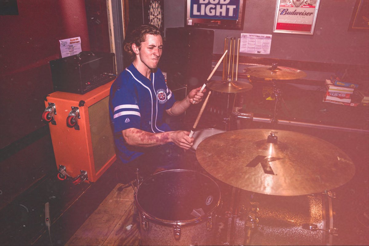 stevenradzom's tweet photo. 📸: @JordanFrame
@goldrouteband #goldroute https://t.co/ISx1b8tvPe