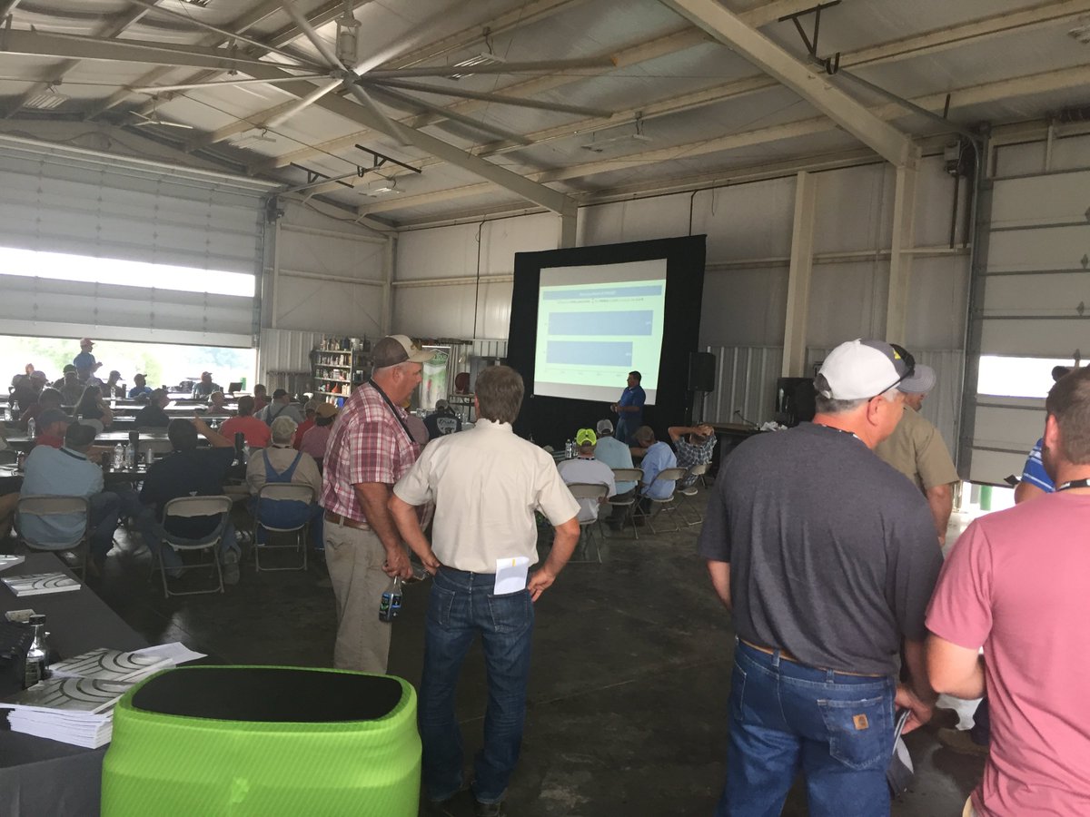 Another great Yield Tour event in the books last week with <a href="/Trimble_Ag/">Trimble</a> and <a href="/FarmJournal/">Farm Journal</a>. 
See more upcoming events here: hubs.ly/H0drB6h0