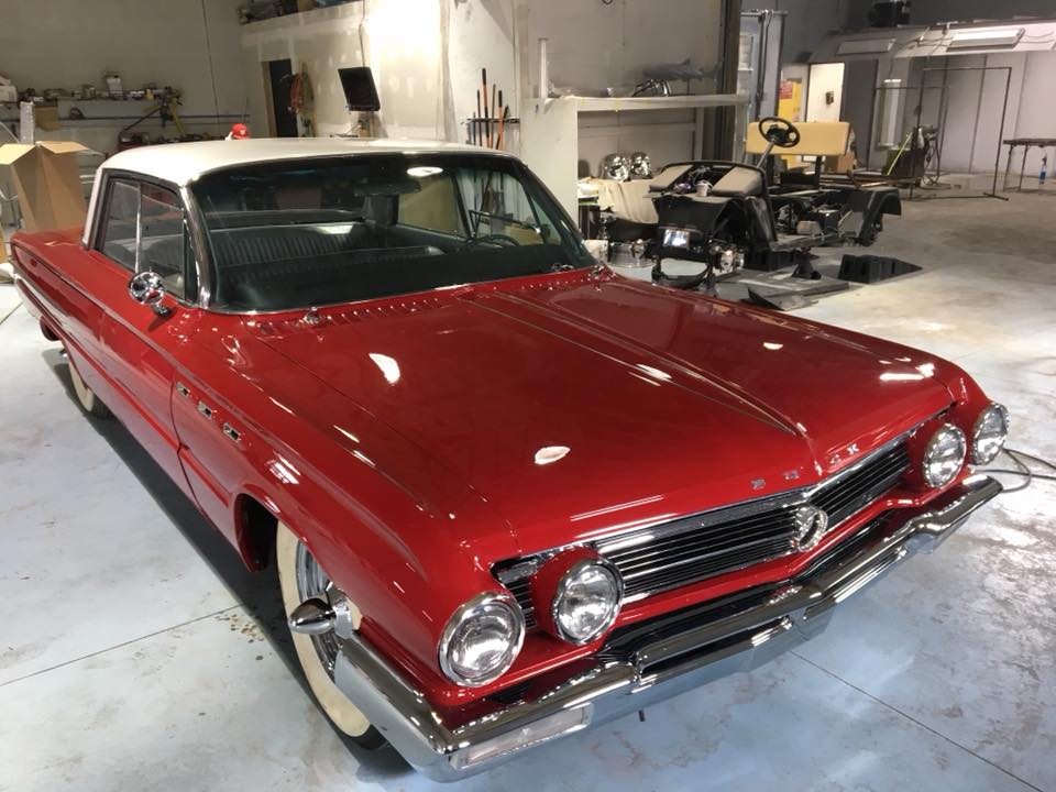 chromefactorylv's tweet photo. Buick we painted and re-assembled.
#electroplating #chrome #LasVegas #classiccars #Cars #motorbike https://t.co/iO0XeADF40