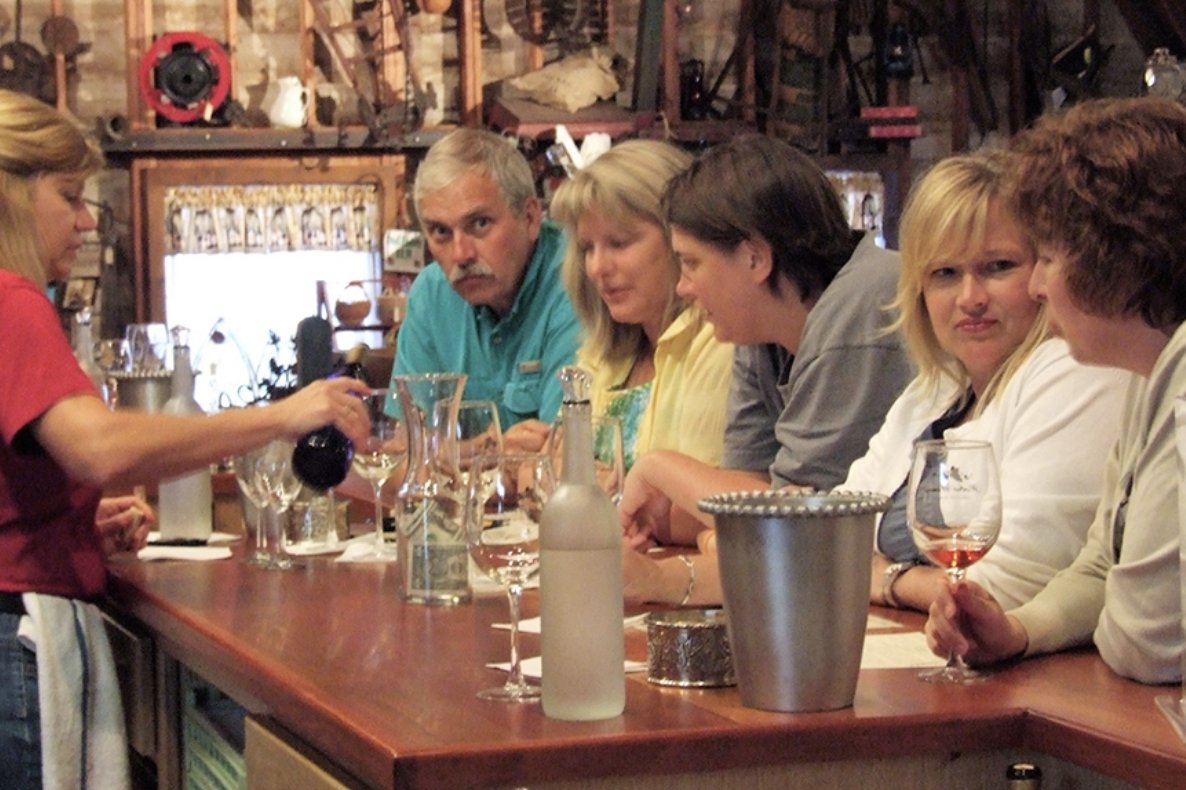 Huber's Orchard &amp; Winery is one of our top Southern Indiana winery picks! We especially love their traminette! bit.ly/HuberWinery