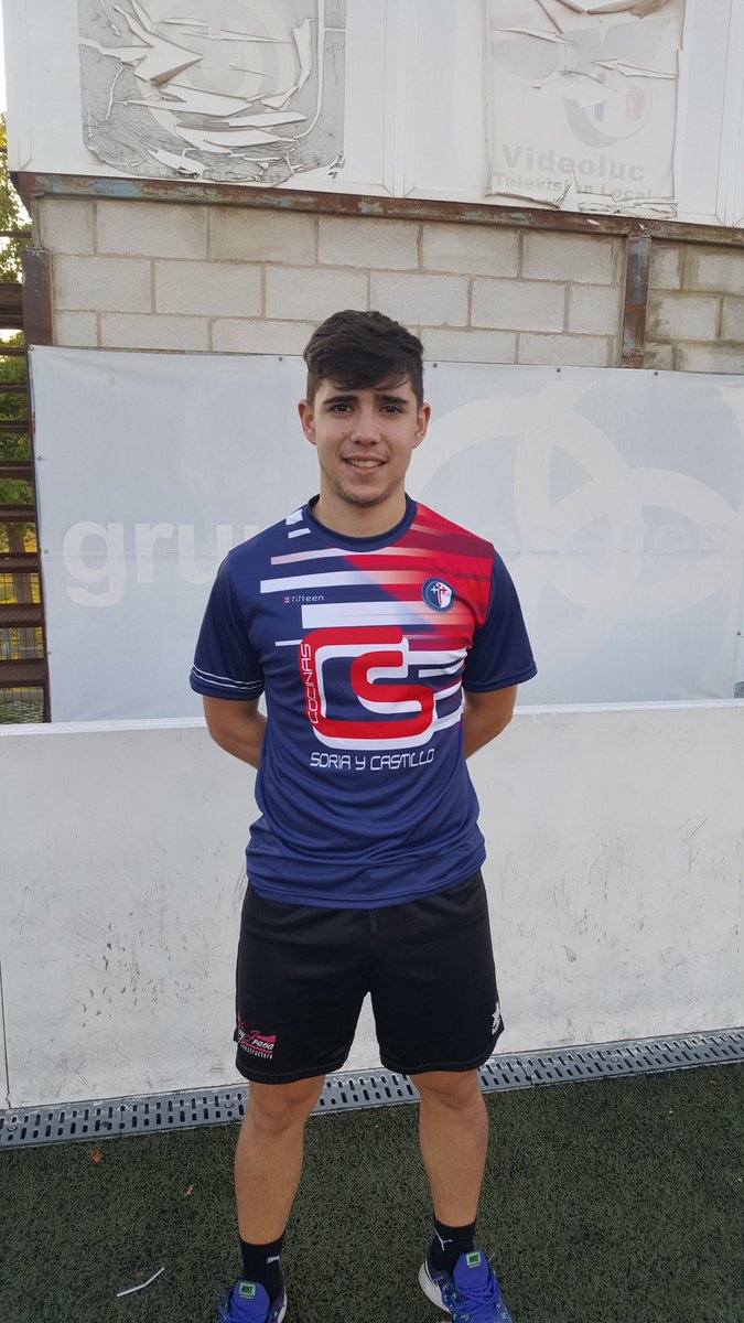 LucecorC's tweet photo. Decimonoveno fichaje !! En la ciudad deportiva de Lucena, Juanvi Caballero llega para reforzar las bandas y el centro del campo de nuestro equipo senior !!! Trabajo y calidad para nuestro equipo !! Bienvenido a tu casa y Bienvenido a tu club !! Go Lucecor #somosfabricadetalento https://t.co/z3JEexTTZD