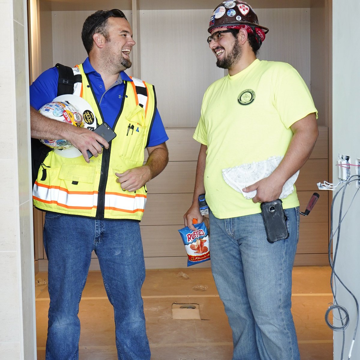 Good times and alot to smile about this week as we're checking in with #whatsGoingOnAtWalton 

Brian and Shawn give us the tour on the 25th floor of #9westwalton