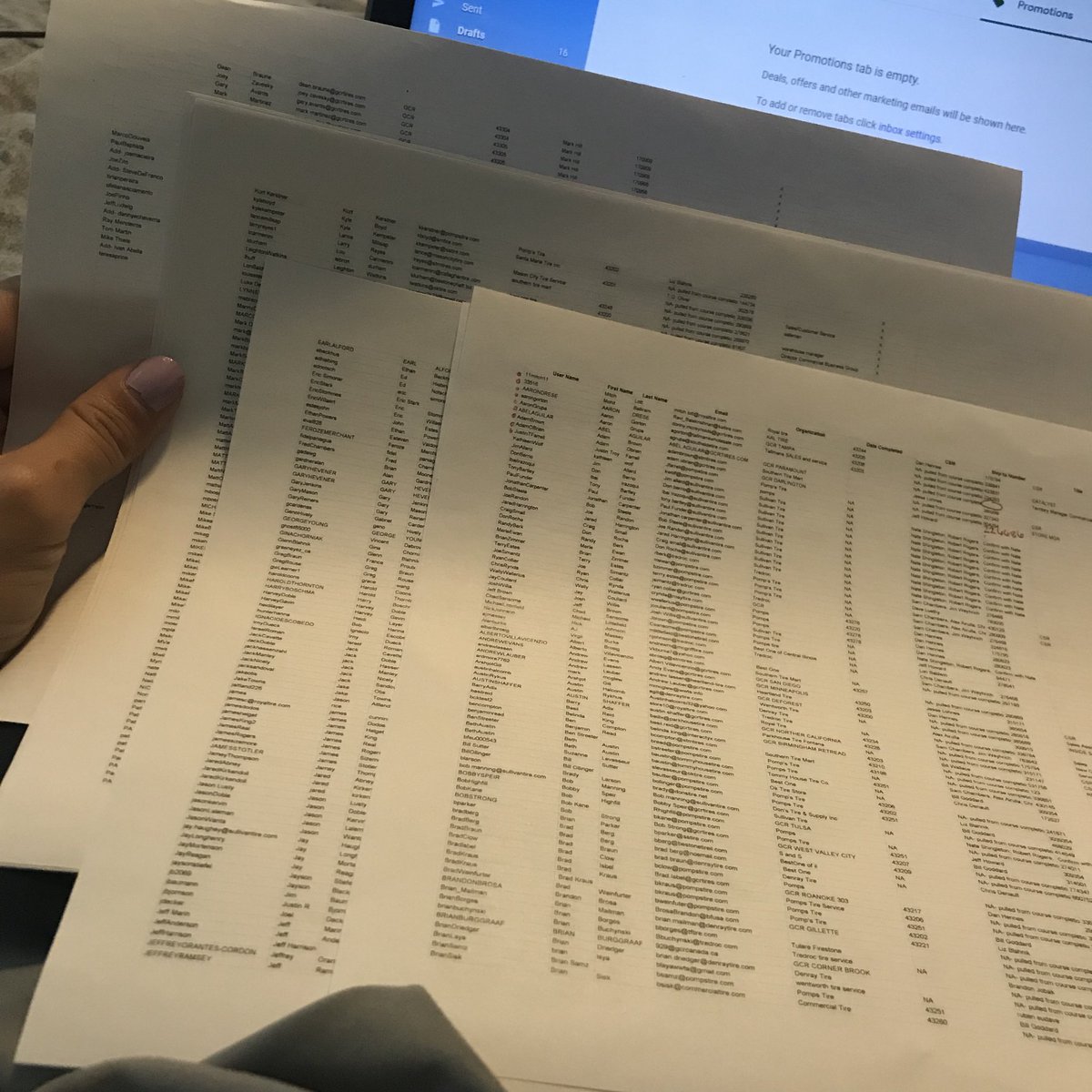 aElizabethKmcd's tweet photo. Shout out to @Kinsley_Forest for making my work day a little easier and getting these printed out for me 🙌🏻 does anyone else still need paper copies vs electronic copies of everything? #savetheeyes https://t.co/hlnNsFsi7s