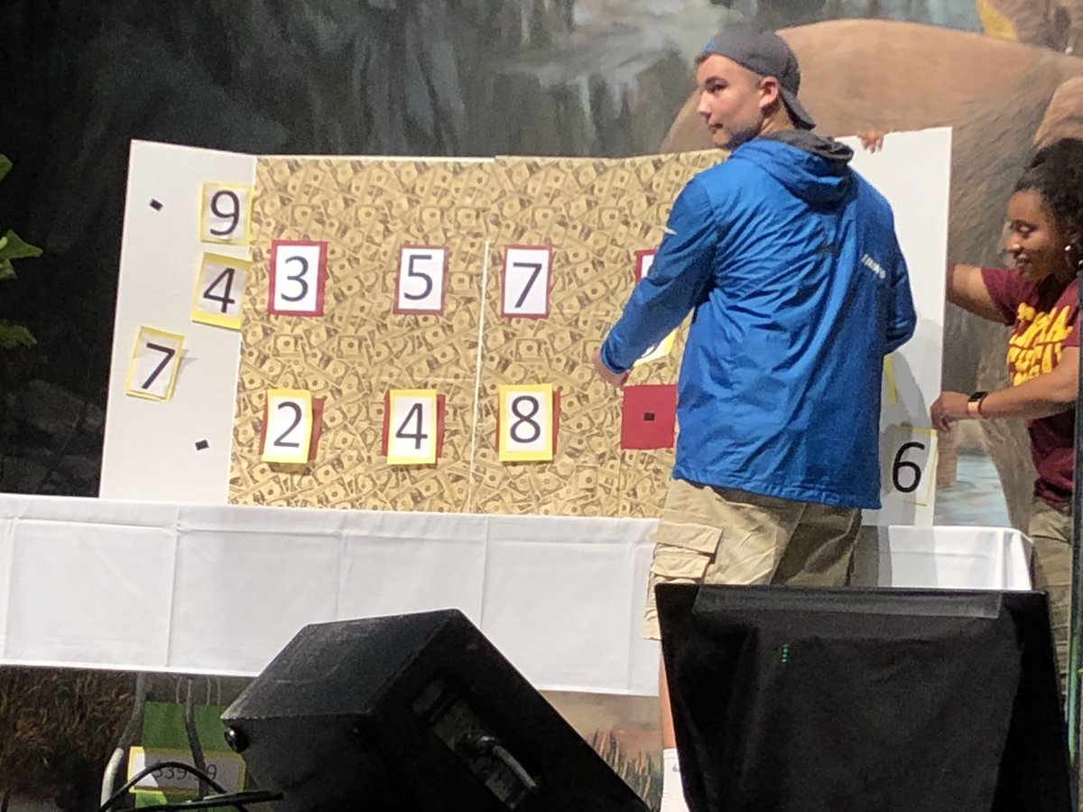 maddie_hirn's tweet photo. #TeamJackRabbit on The Price is Right at #LSafari18!!! https://t.co/HwjjJlHJtE