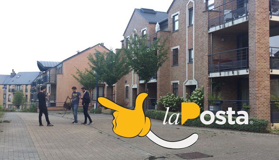 elbeto_007's tweet photo. Que comecuentos estos! @luisevivanco y @AnderssonBoscan piden a personas financiar su viaje "periodístico" a Bélgica y lo único que consiguen son quiños y una foto afuera de la casa del Mashi.
A ESO SE LE LLAMA HACER PERIODISMO?? #OperacionQueVaina
Ojo... NO soy 🐐 https://t.co/DgZivacZXM