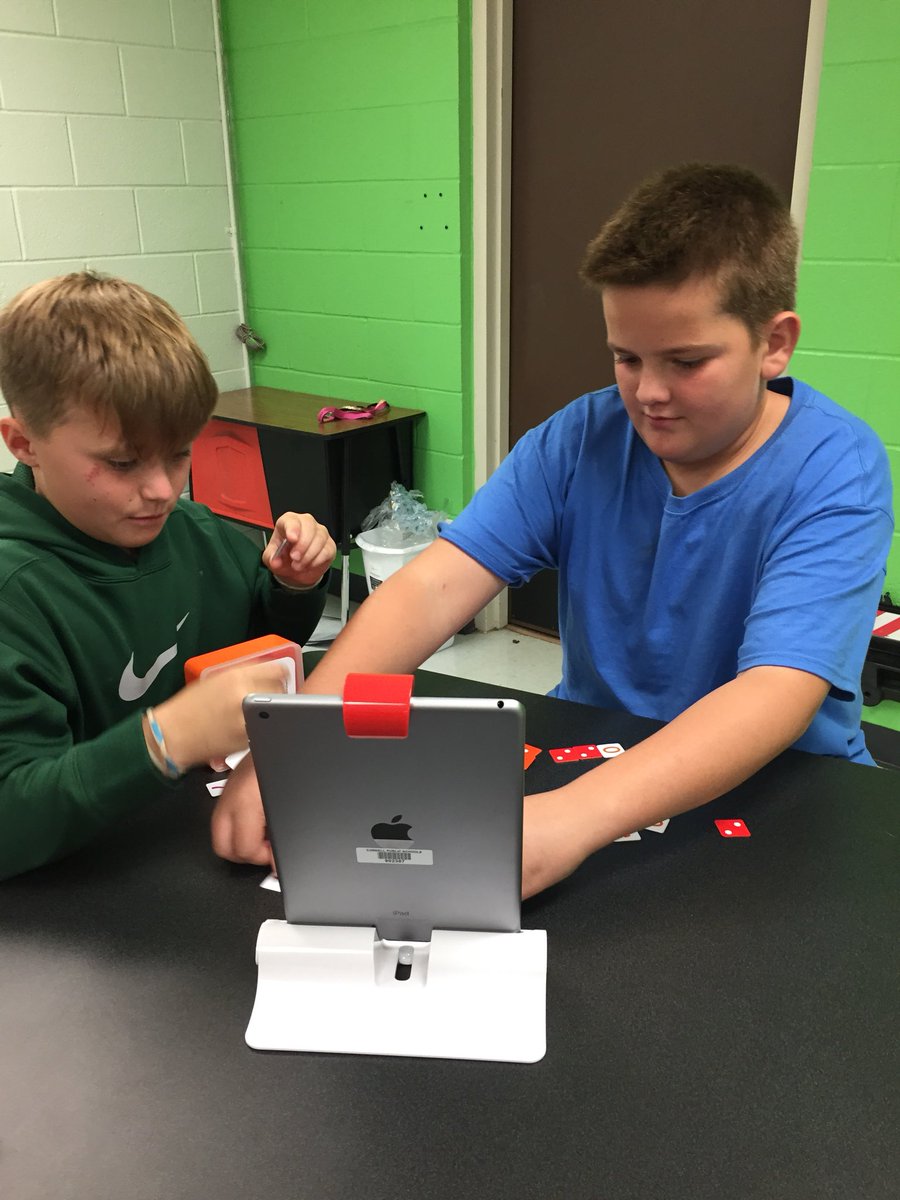 CaraRegier's tweet photo. Number sense with Osmos! Breaking in the #makerspace @CordellSchools @MrsMRussell https://t.co/Lia6nbiSk1