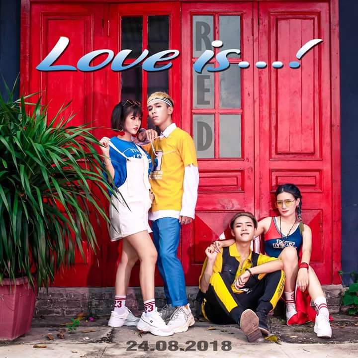 Vpop_On's tweet photo. [ HOT ] No último dia 17/08 foi anunciado um novo grupo Misto no VPOP, com 2 ex membros do grupo G.A.S, R.E.D é o primeiro grupo a ter quatro membros: GiunDra, Naryn, LynV e Bonnie.

Estilo: R&amp;B, EDM, Dance

#Vpop #Group #RED #New #GiunDra #NAryn #LynV #Bonnie https://t.co/oKi7OjBhmK