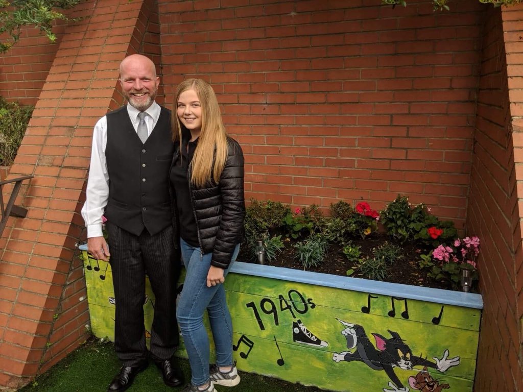 eve_cheryle's tweet photo. Amazing what can happen when a community of all types of businesses and a group of young adults come together ! #gateshead you should be proud of the people in your area ... #WednesdayMotivation @CoopFuneralcare @coopfewstersq  @CoopBirtleyCDC #bloomingals @NCS https://t.co/oRjy2L9oja