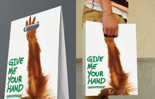 Toni_Newman's tweet photo. Love this “Give Me Your Hand” shopping bag for Greenpeace. A Seductive Touchpoint Experience tells a story, is interactive and engages the audience’s imagination. Five Stars. #TouchpointTuesday https://t.co/uYadYHrubl