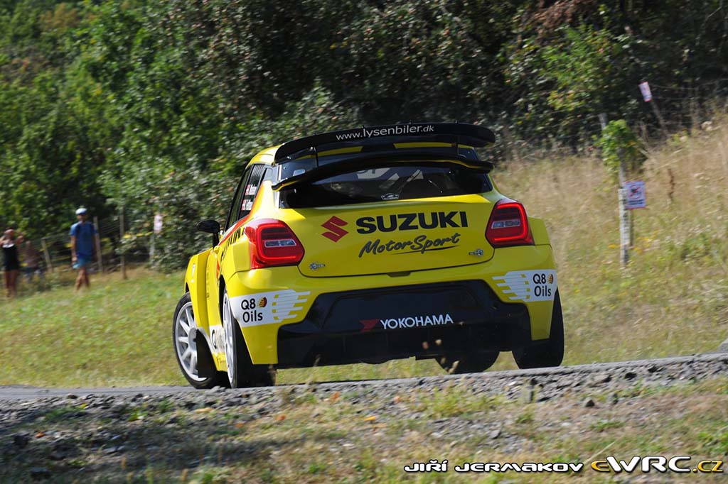 OpensTightens's tweet photo. #FIAERC #BarumRally PET 

feat. @RhysYatesRally @EAERallying @SindreFuruseth @CarlosdelBarrio @DaniSordo @HMSGOfficial 
Pics #JiříJermakov for @ewrccz 

Gallery here https://t.co/cP3YtccrFL https://t.co/RvX2qJLxeX